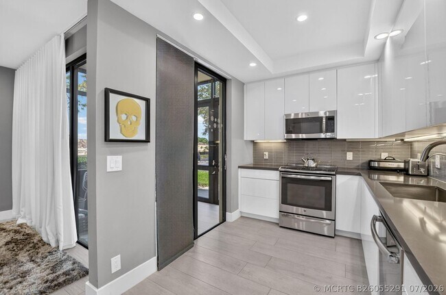 Photo - 7847 Lakeside Blvd Unit 1015