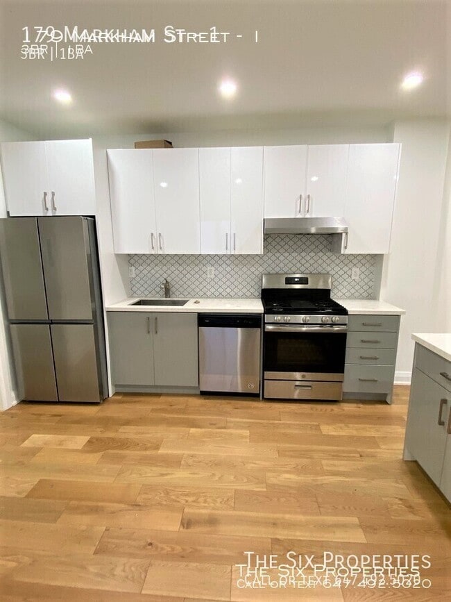 Photo - Little Italy Three Bedroom Apartment - Main Floor Unit 1