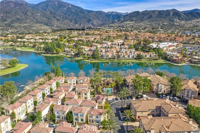 Building Photo - 1 Montana Del Lago Dr Rental