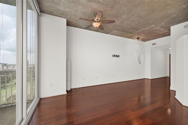 Photo - 5925 Almeda Rd Unit 12516