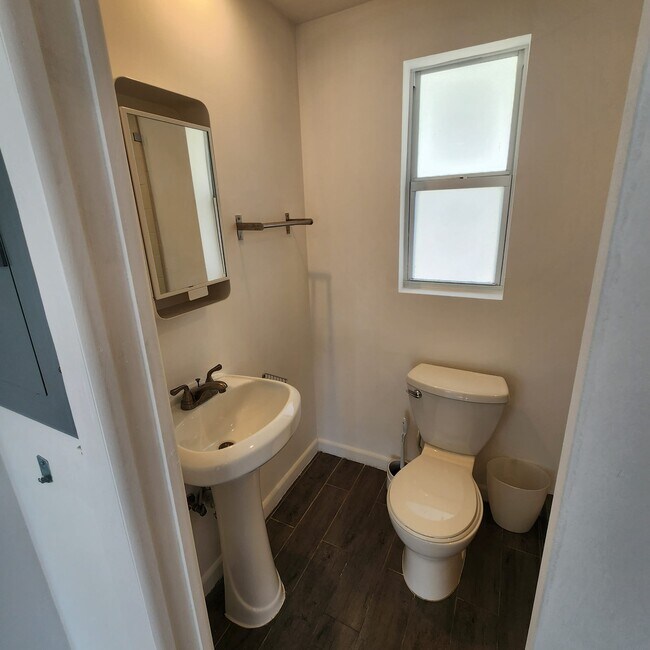 Photo - 14550 NE 2nd Ave Unidad Studio