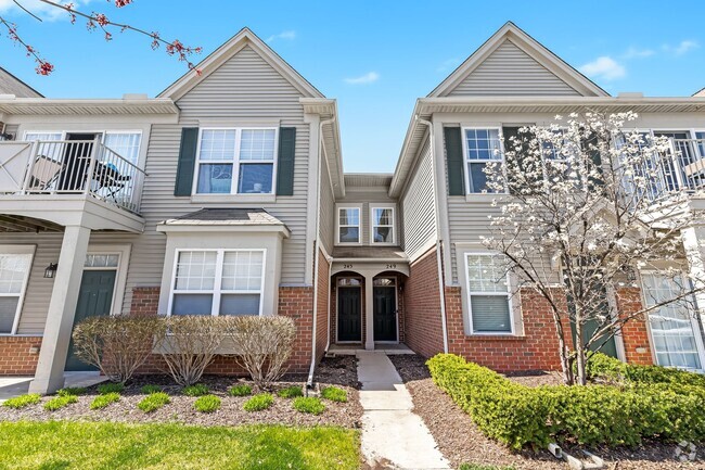 Building Photo - MOVE IN READY 2 BED 2 BATH! Rental