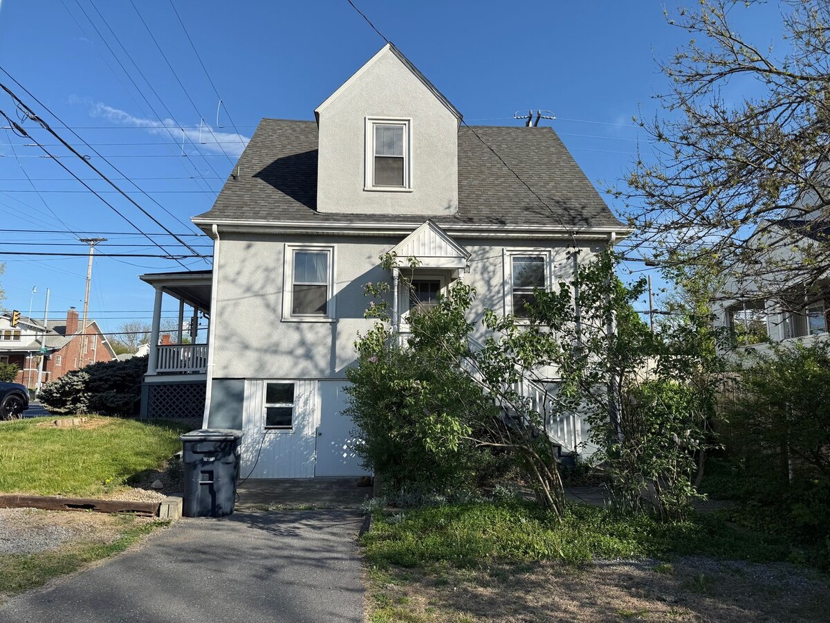 Photo - Well maintained 3 bedroom, 1 bath home coming available in June!