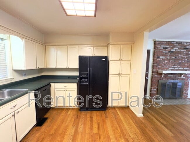 Photo - 5637 S Yorktown Pl