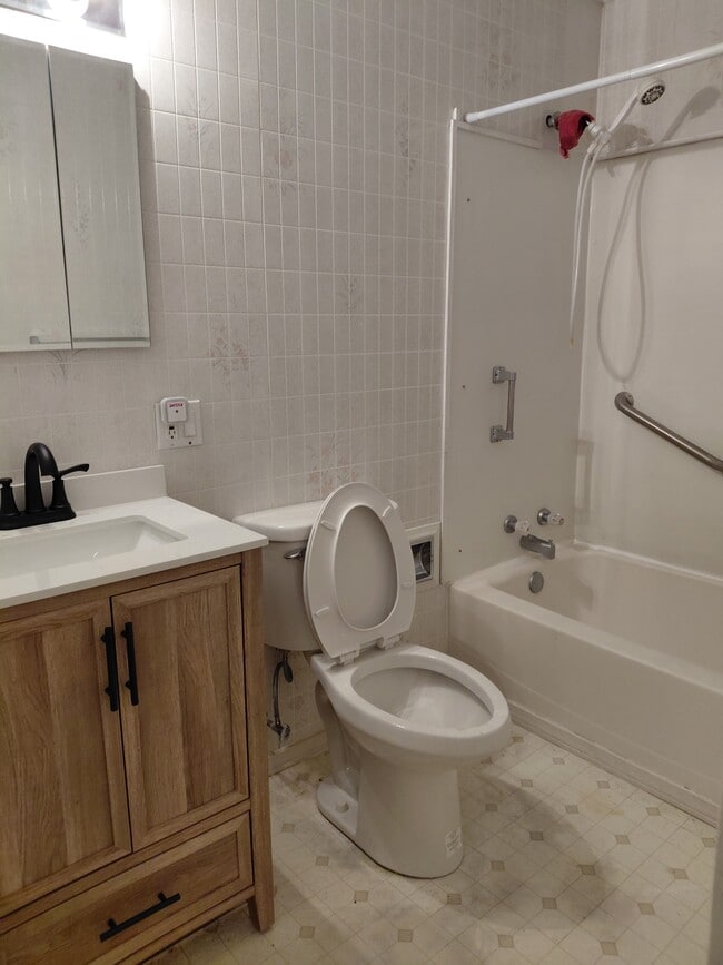 Photo - 723 N Hunt Ave