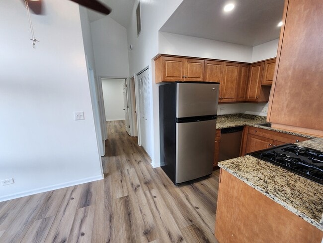 Photo - 1077 Courtland Dr