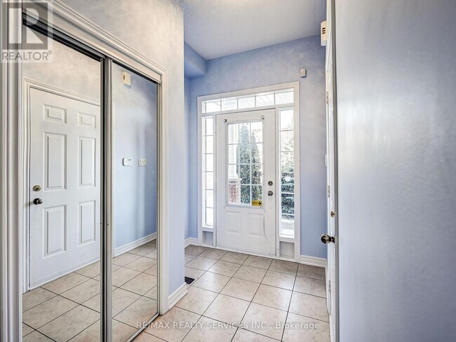 Photo - 114 Rocky Point Crescent