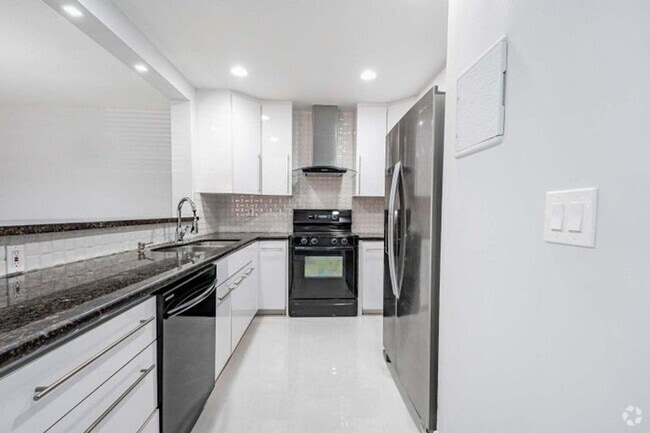 Building Photo - 6063 10th Ave N Rental