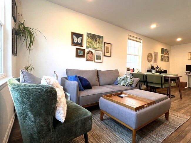 Photo - 951 N Orianna St Unit 1F