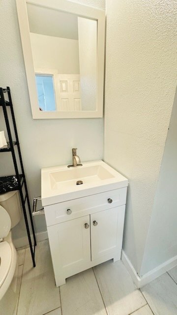Photo - 2308 Britton Ave Unidad 1