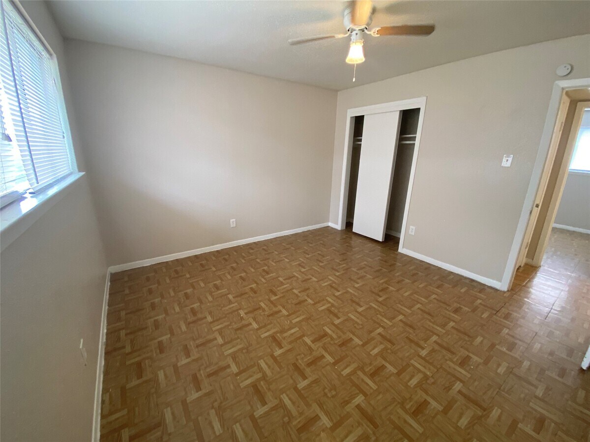 Photo - 5610 Royal Palms St Unit 67