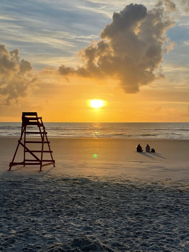 1601 Ocean Dr S Unit 101
