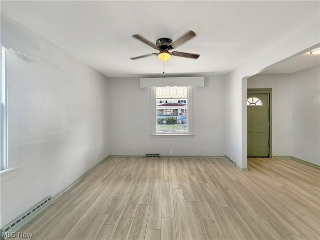 Photo - 1213 Plum St