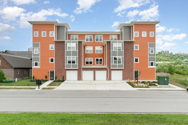 Photo - 617 Manhattan Blvd Unit 204
