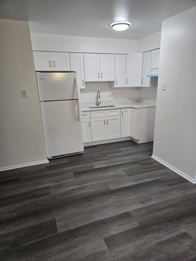 Building Photo - 504 Schroeder Ave Unit #1 Rental
