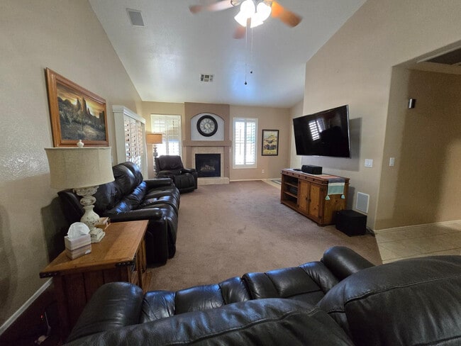 Photo - 17616 W Lotten Dr