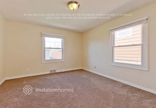 Photo - 7720 Mason Ave