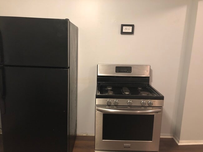 Photo - 163 Union Ave Unidad 163