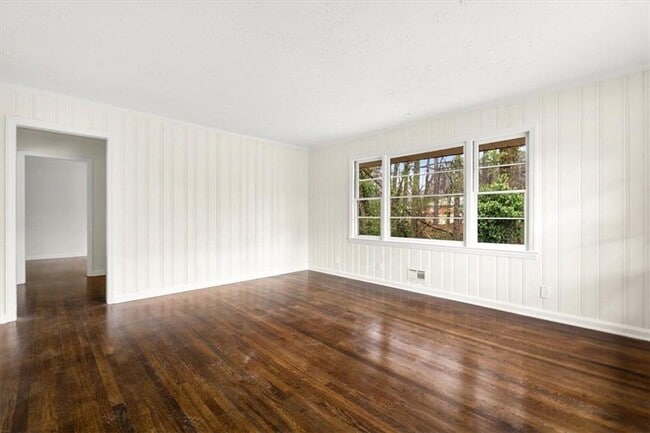 Photo - 1451 Belmont Ave