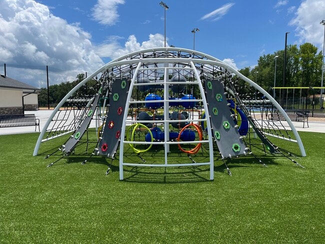 Photo - 201 W Ohio Ave