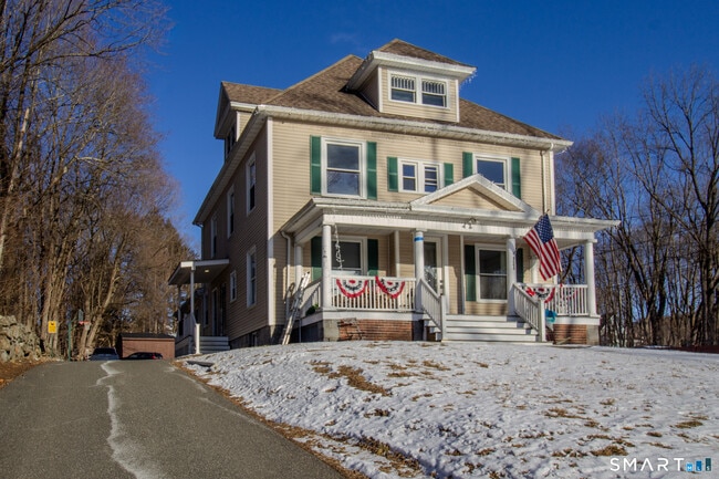 Building Photo - 133 North St Unit 2