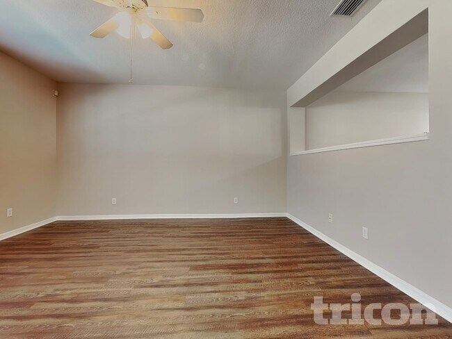 Photo - 7222 Bridgeview Dr