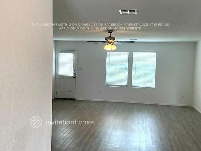 Photo - 165 Parish Ln
