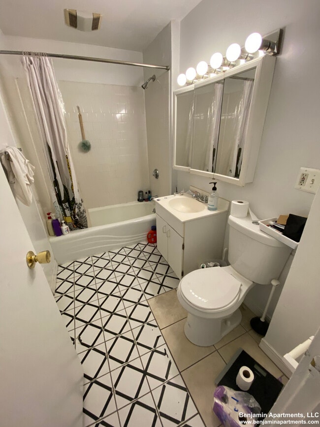 Photo - 530 Cambridge St Unit 1