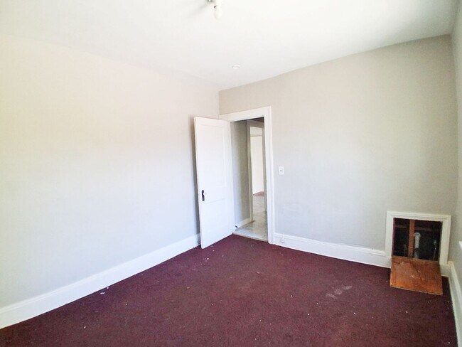 Photo - 8505 Garfield Blvd Unidad 2