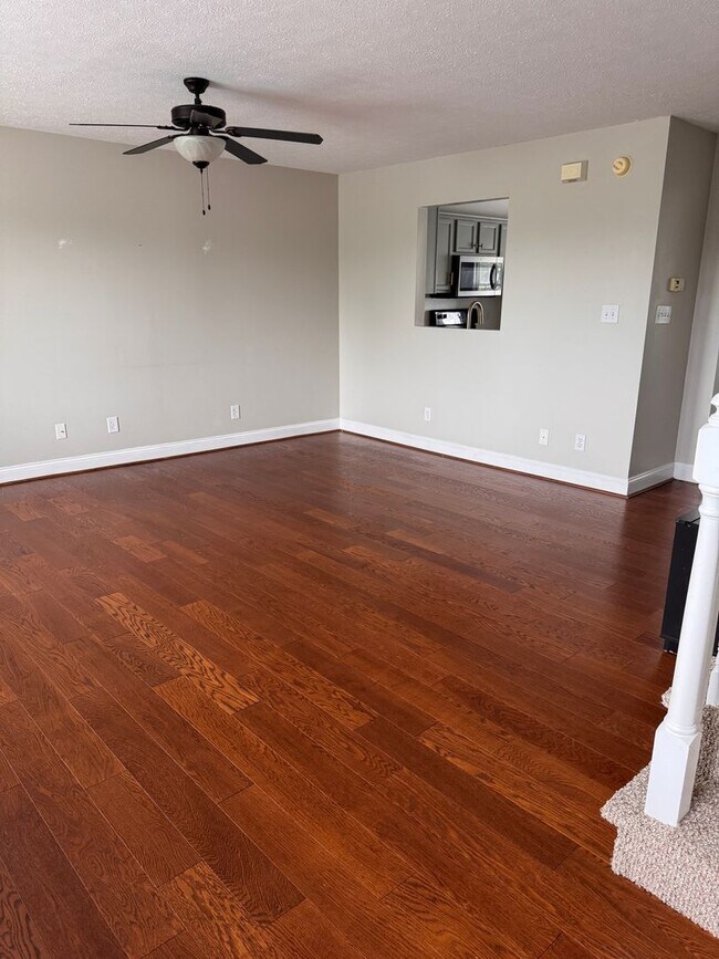 Photo - 3 Bedroom || 2 Full Bathroom & 2 Half Bathroom Townhome