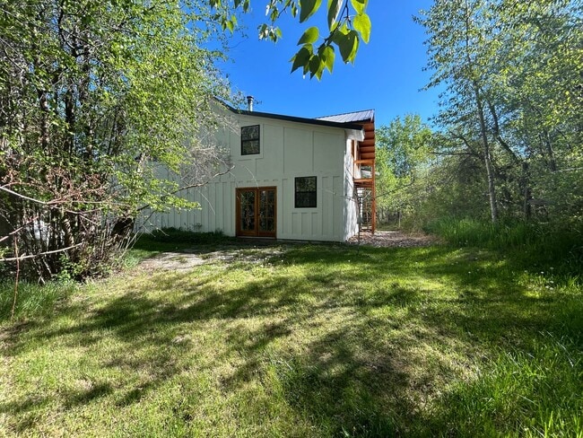 Photo - Charming Country Living – 3 Bed, 2 Bath Home with Creek & Pond