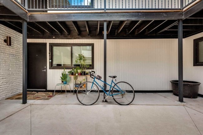 Private Entryway