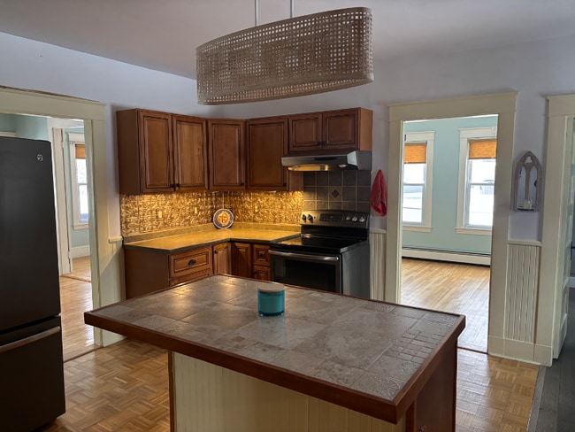 Photo - 34 Pleasantdale Ave Unit 2 Pleasantdale Ave