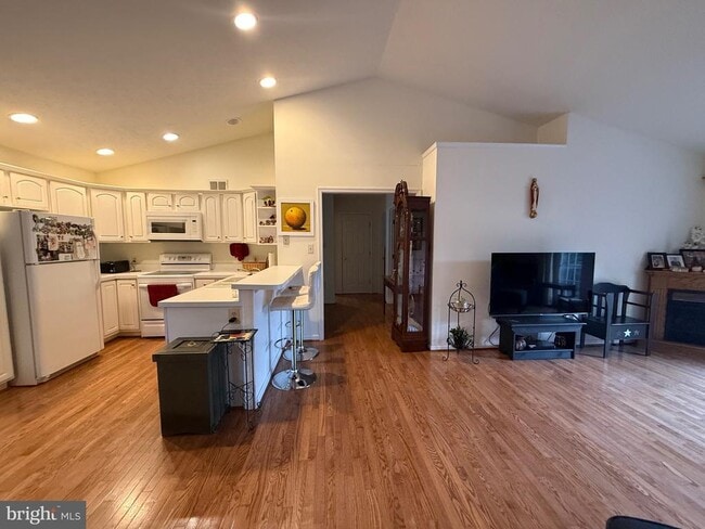 Photo - 12 Portsmouth Rd