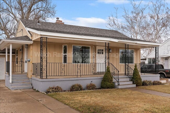 Photo - 153 Country Club Dr