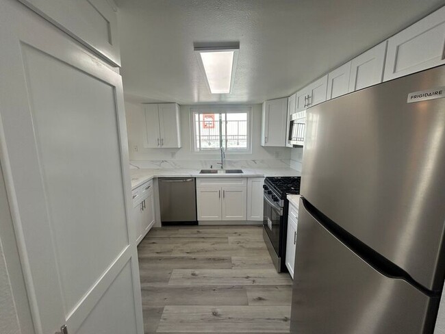 Photo - 10237 Tujunga Canyon Blvd