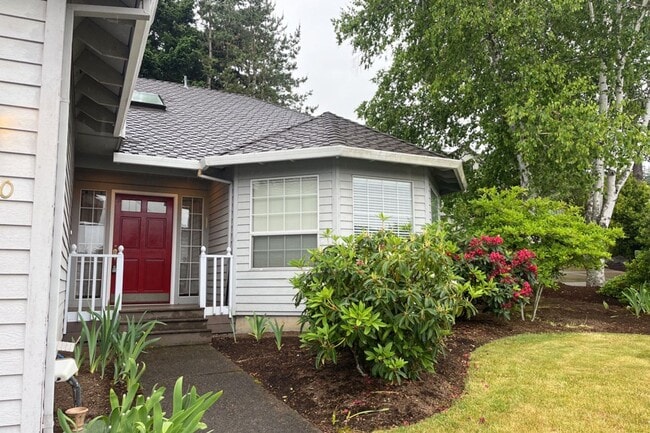 Gorgeous Beaverton home available with att... - Gorgeous Beaverton home available with att...