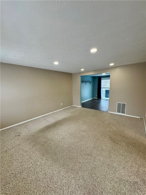 Photo - 5 Bramblewood Ln