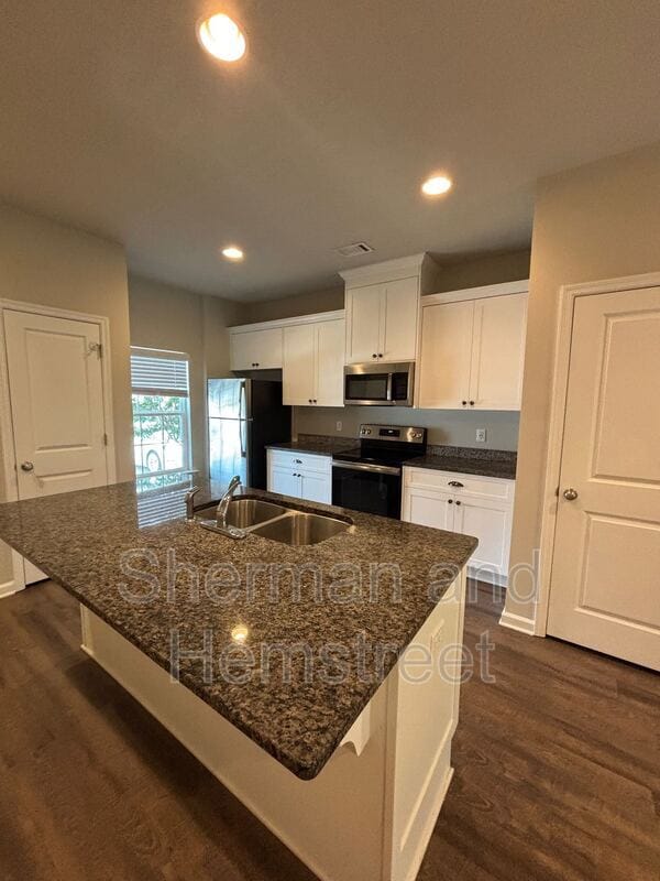 Photo - 713 Tarvin Cir Unit 713