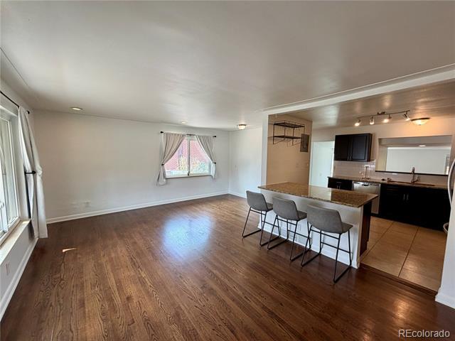 Photo - 4811 Fenton St