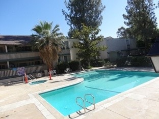 Photo - 8601 International Ave Unidad 179