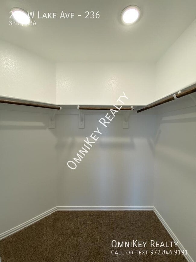 Photo - 236 W Lake Ave Unit 236
