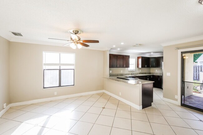 Photo - 11235 NW 43rd Pl
