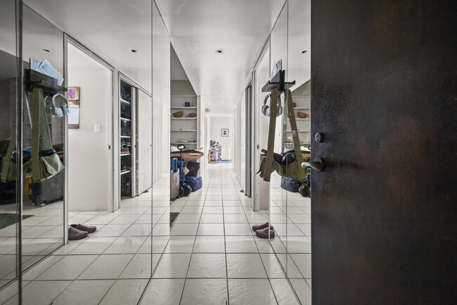 Photo - 240 Makee Rd