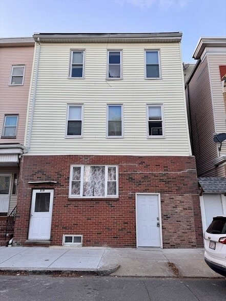 Photo - 230 Havre St Unit 2