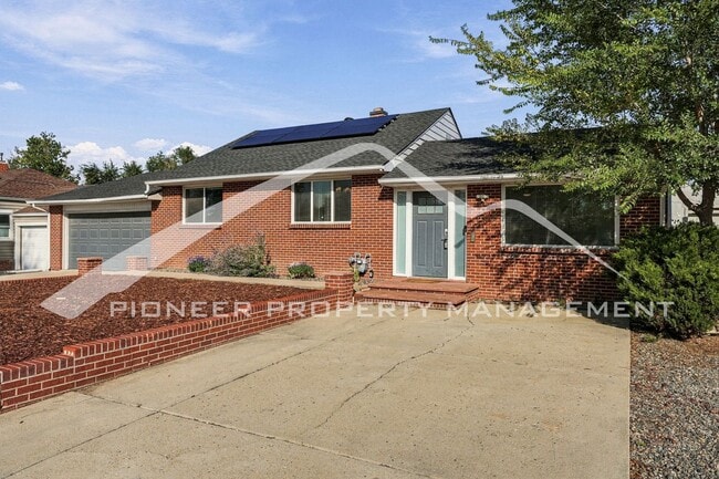 1960 Oakland St