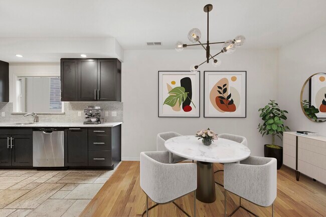 Photo - 443 Whiton St