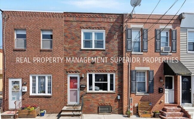 Building Photo - 3019 Tilton St