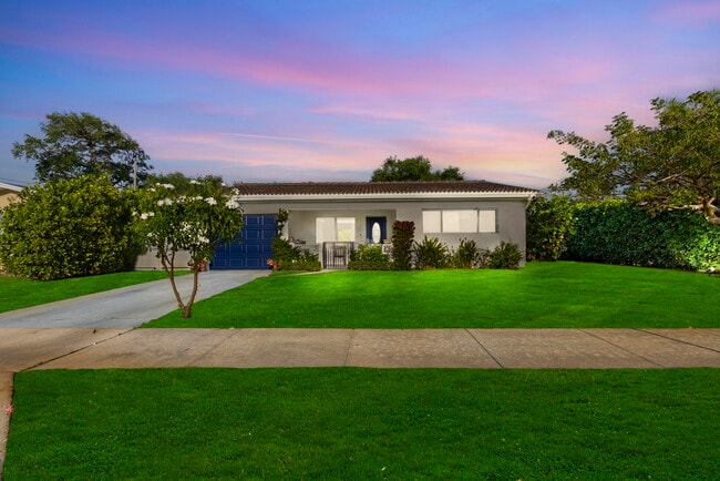 Photo - 1906 N Lakeside Dr Casa