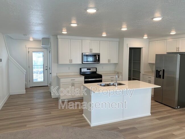 Photo - 3101 N Bnd Ln